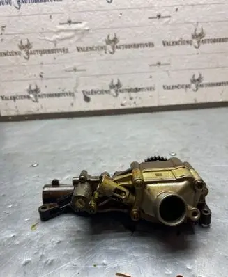 Mercedes-Benz C W205 Oil pump A2741800039 A2741801501 1412801597