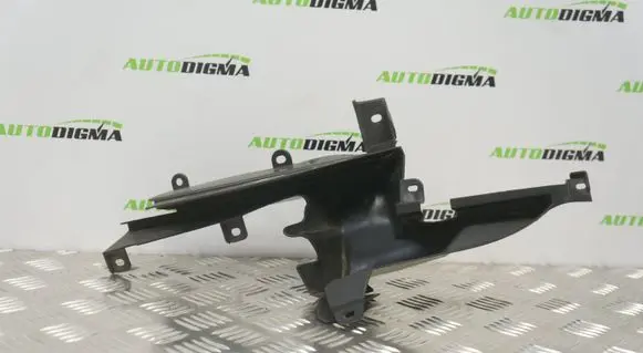 Mazda 3 II Intercooler air guide/duct channel BCW850A23