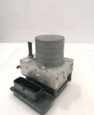 Audi A4 S4 B8 8K ABS Pump 8K0907379CJ