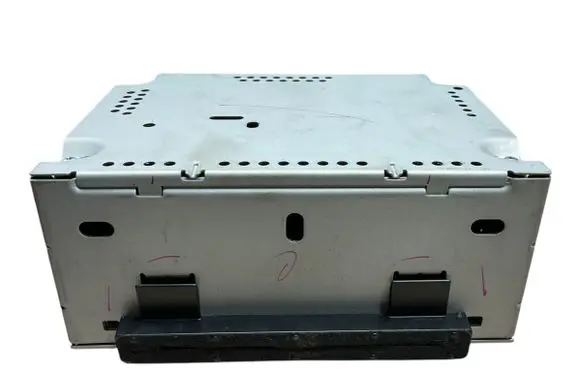 Ford Focus Radio/CD/DVD/GPS head unit BM5T18C815HG Z006183