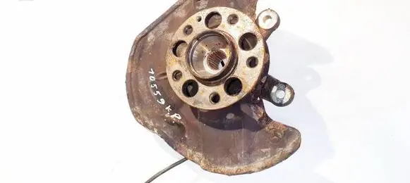 Mercedes-Benz A W169 Front wheel hub