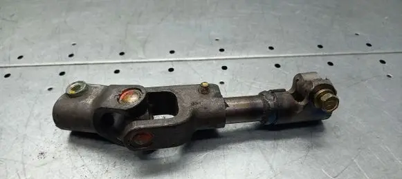 Toyota Avensis Verso Rear prop shaft donut coupling/joint 