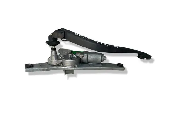 Nissan Note (E11) Rear window wiper motor 