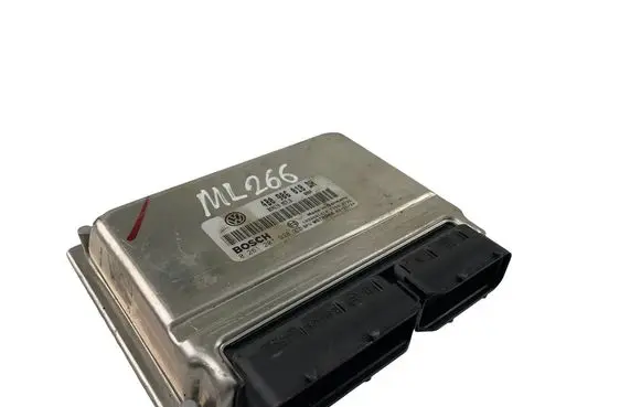 Volkswagen PASSAT B5 Engine control unit/module 4B0906018DH 0261207928