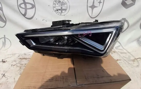 Seat Leon IV Headlight/headlamp