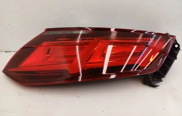Audi TT TTS RS Mk3 8S Rear/tail lights 8S0945096