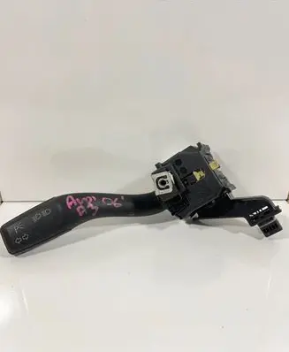 Audi A3 S3 8P Indicator stalk 8P0953513A 01103600
