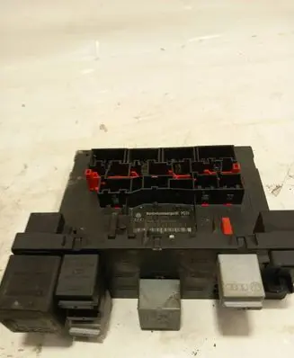 Volkswagen Golf V Comfort/convenience module 1K0937049T F005V00497 H30S0704