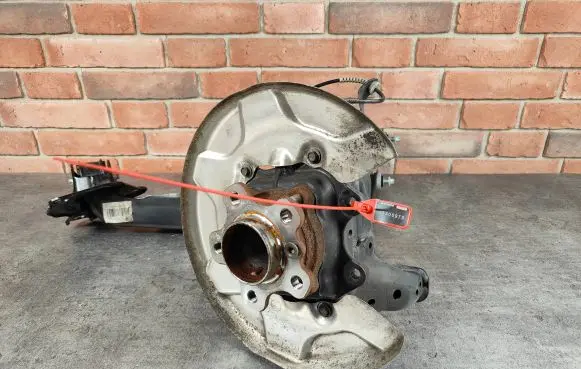 BMW X1 U11 Rear wheel hub spindle/knuckle 8855201