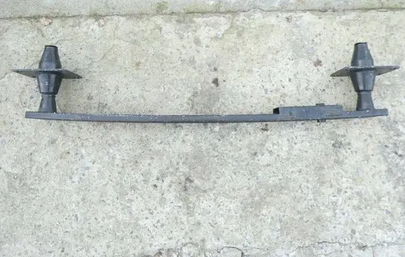 Peugeot 5008 Front bumper support beam
