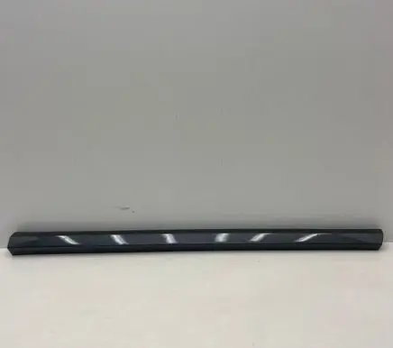 Volvo V70 Front door trim (molding) 30791066