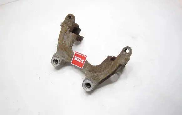 Volkswagen PASSAT B8 Brake caliper pad carrier rear 