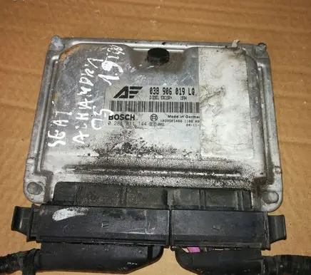 Seat Alhambra (Mk1) Engine control unit/module 038906019LQ