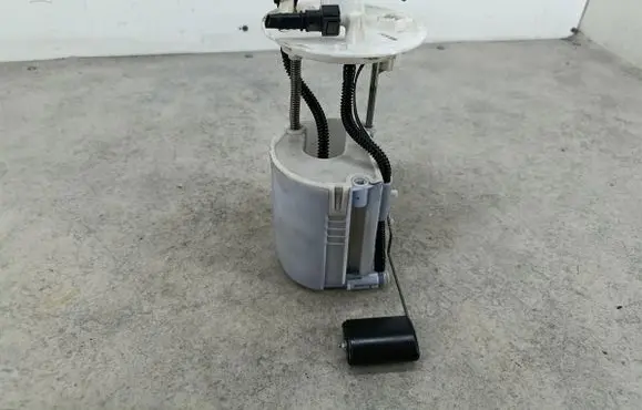KIA Carens III Fuel level sensor 31110A4900