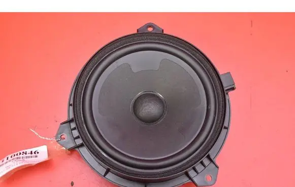 BMW X7 G07 Subwoofer speaker A00098205