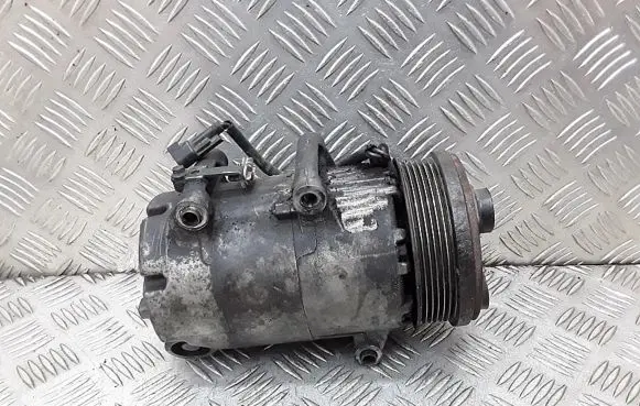 Ford Focus Air conditioning (A/C) compressor (pump) 4M5H19D629AE