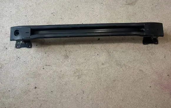 Volkswagen Golf VIII Rear bumper cross member 5H0807816 5H0807815