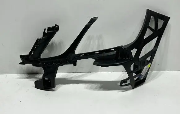 Mercedes-Benz E W212 Front bumper mounting bracket A2128852865