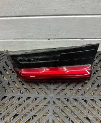 BMW 3 G20 G21 Tailgate rear/tail lights H8742045 2TT01317404 07022019