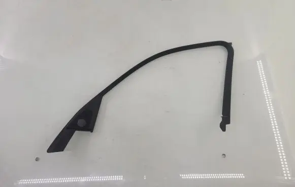 BMW X1 E84 Other front door trim element 2990590