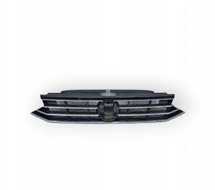 Volkswagen PASSAT B8 Front bumper upper radiator grill 3G0853651BL