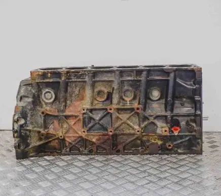Mercedes-Benz E W210 Engine block 6130110101