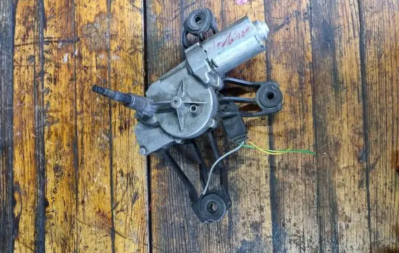 Peugeot Partner Rear window wiper motor 0390201580