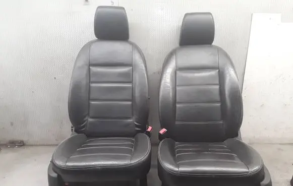 Ford Kuga I Seat and door cards trim set