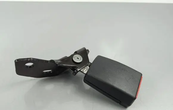 Jeep Compass Rear seatbelt buckle