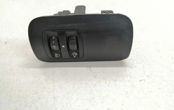 Renault Megane II Headlight level height control switch 8200176081