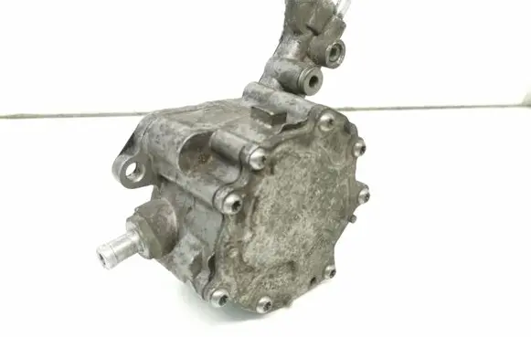Audi A4 S4 B7 8E 8H Fuel injection high pressure pump 038145209