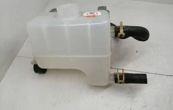 Toyota Auris E180 Hybrid/electric vehicle battery fan 