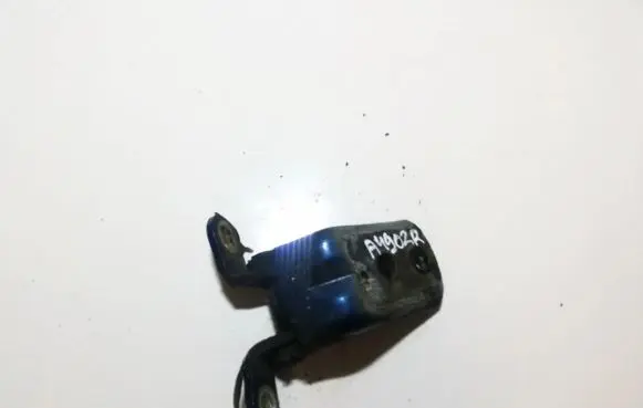 Nissan Almera Tino Front door upper hinge