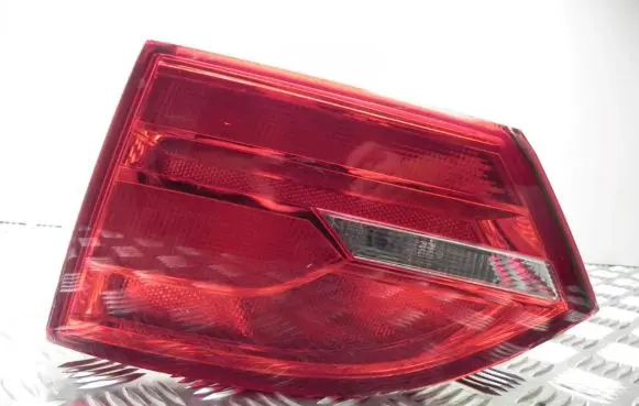 Volkswagen Jetta IV Rear/tail lights 5C6945094A A791
