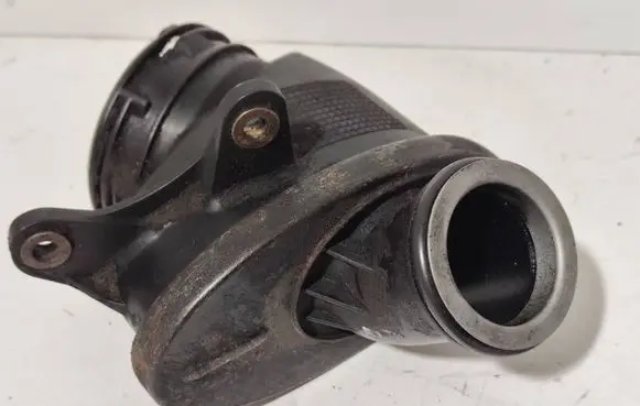Mercedes-Benz E W211 Intake resonator A6110981607 054548