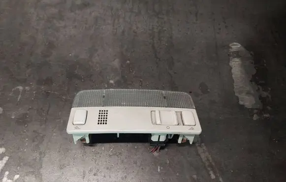 Skoda Octavia Mk1 (1U) Front seat light 3B0947105C