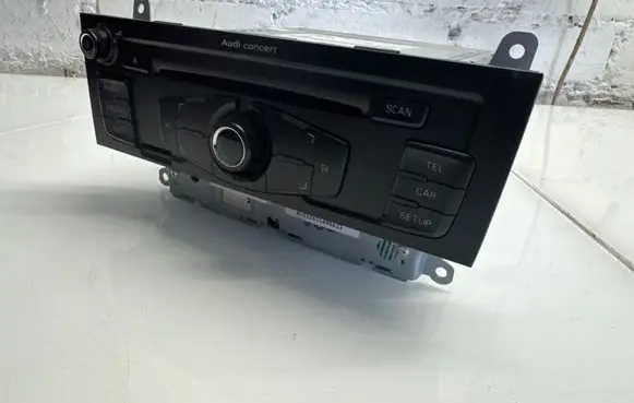 Audi A5 Sportback 8TA Radio/CD/DVD/GPS head unit 8T1035186P 8T1035186B