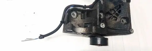 Opel Insignia A Engine mounting bracket 55562863