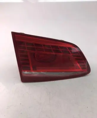 Volkswagen Touareg II Rear/tail lights 7P6945093B