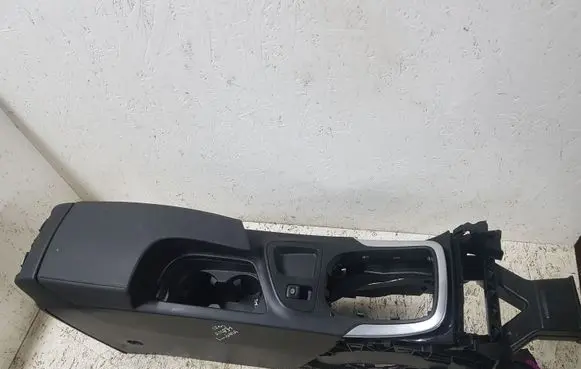 Opel Insignia A Center console
