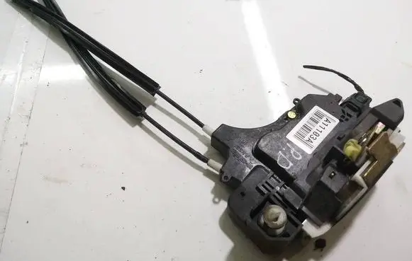 Mitsubishi Colt Front door lock 