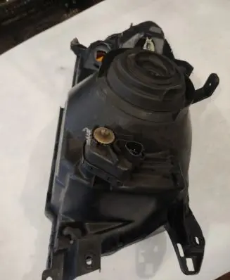 Mitsubishi Pajero Headlight/headlamp