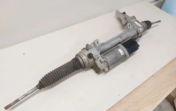 BMW 4 F32 F33 Steering rack 6889107 688910703