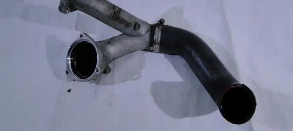 Ford Escort Air intake duct part