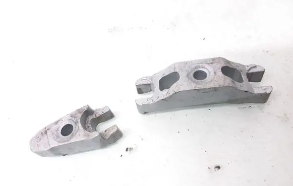 Skoda Fabia Mk3 (NJ) Fuel Injector clamp holder 04B216A