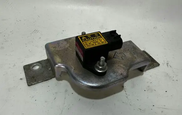 Infiniti FX Airbag deployment crash/impact sensor 4991000780