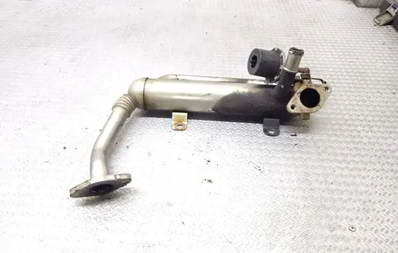 Seat Ibiza IV (6J,6P) EGR valve cooler 03G131512AD