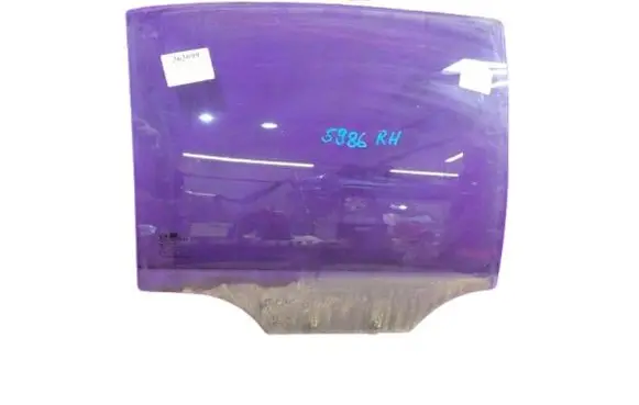 Daewoo Leganza Front door window glass four-door 