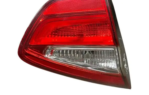 KIA Rio Rear/tail lights 924031W2