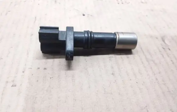 Toyota Auris 150 Crankshaft position sensor 9091905070 0296001480